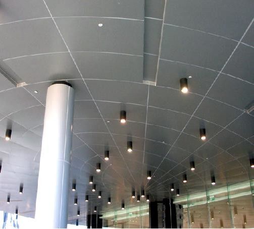 los paneles de techo de aluminio de 1500m m x de 6000m m, los paneles ligeros de Honecomb del aislamiento caliente 